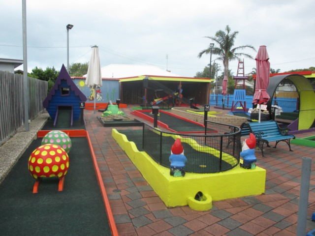 Lakes Entrance Mini Golf