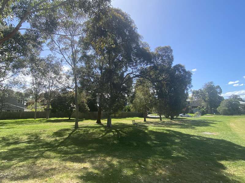 Larpent Reserve Dog Off Leash Area (Glen Waverley)