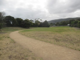 Lawson Park Fenced Dog Park (Rosebud)