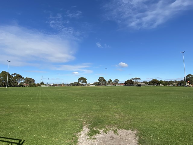 Leo Dineen Reserve Dog Off Leash Area (Tullamarine)