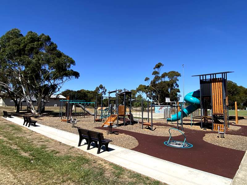 Lethbridge Recreation Reserve Playground, Russell Street, Lethbridge