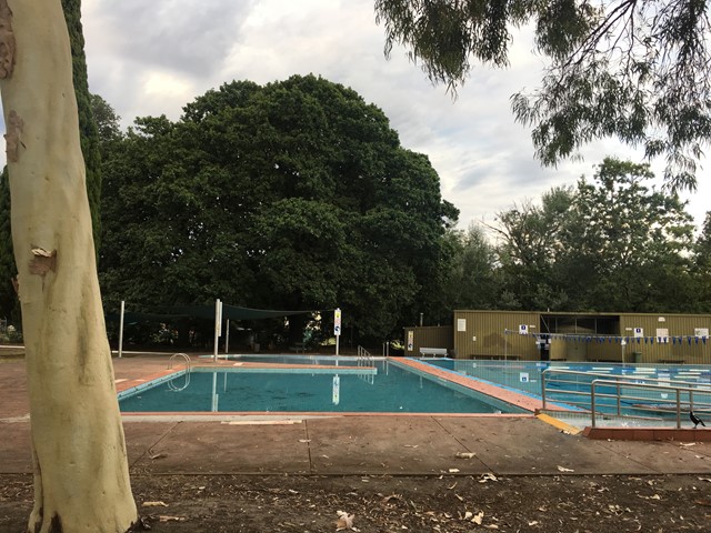 Lilydale Outdoor Swimming Pool