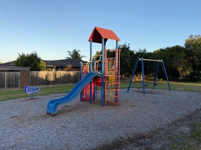 Lincoln Street Reserve Playground, Lincoln Street, Burwood East