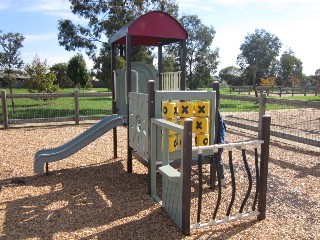 Linda Drive Playground, Cranbourne West