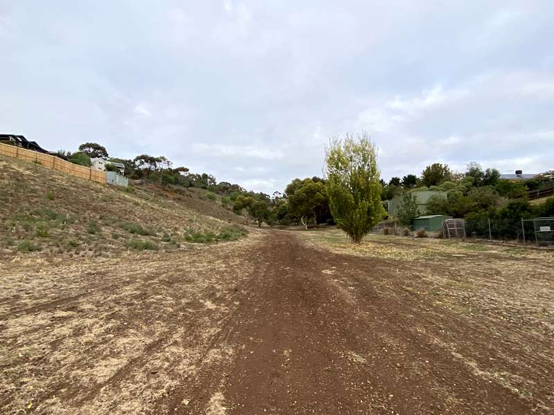 Links Road Outfall Drain Dog Off Leash Area (Darley)