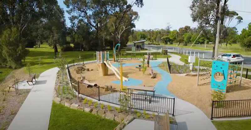 Lions Park Playground, Gunbower Island Road, Gunbower