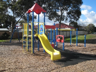 Liquidamber Street Playground, Doveton