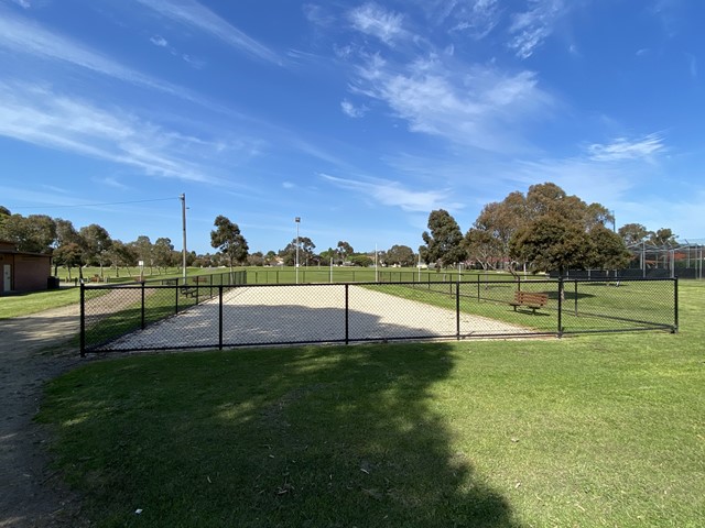 Lois Twohig Reserve Petanque Courts (Dandenong North)