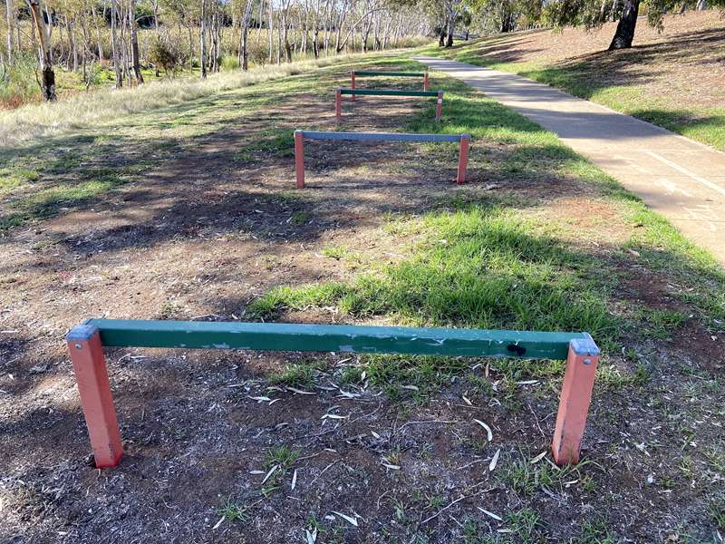 Lookout Way Outdoor Gym (Tarneit)