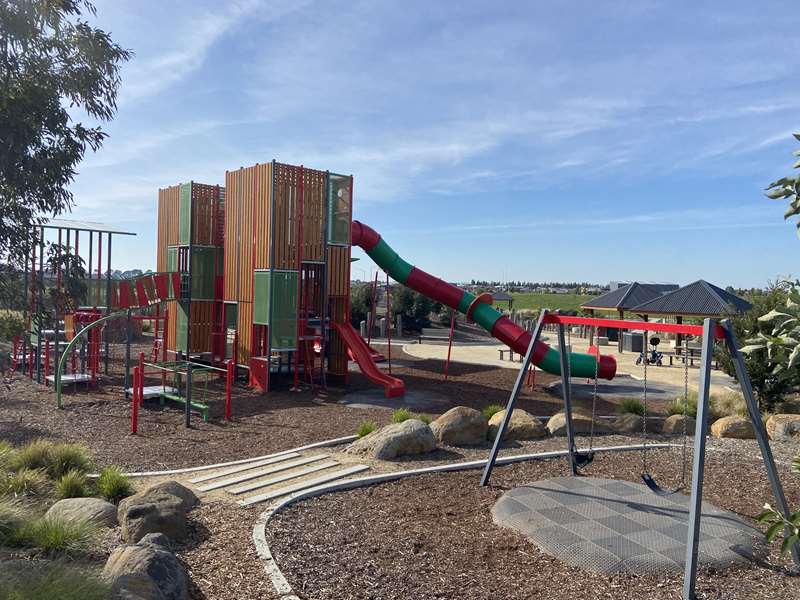 Lucas Central Park Playground, Eleanor Drive Playground, Lucas