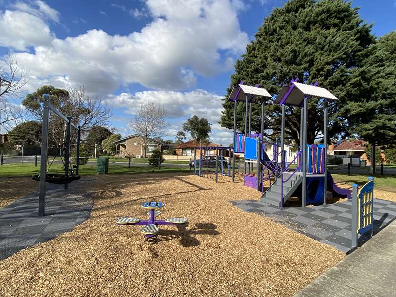 Lurline Street Playground, Cranbourne