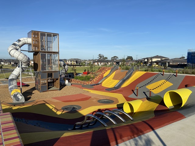 Lyndarum North Playground, Edgars Road, Wollert