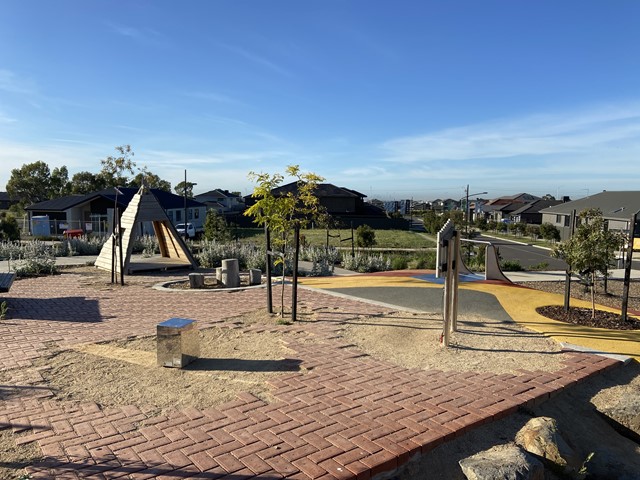 Lyndarum North Playground, Edgars Road, Wollert