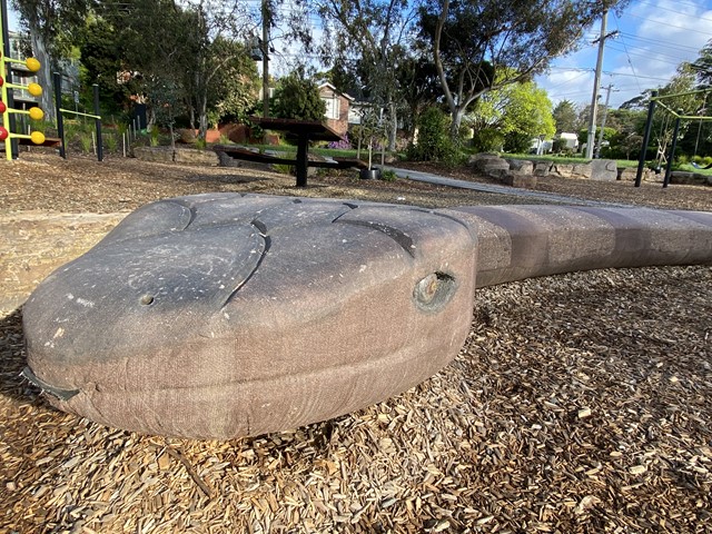 Lynnwood Parade Reserve Playground, Fyfe Drive, Templestowe Lower