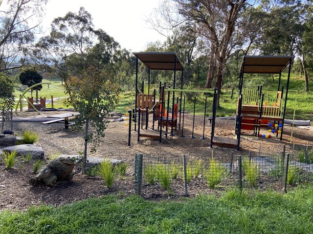 Lynnwood Parade Reserve Playground, Fyfe Drive, Templestowe Lower