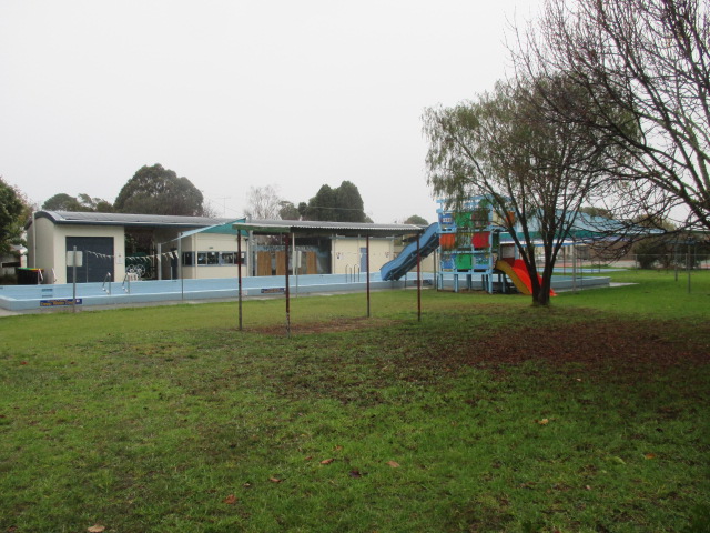 Macarthur Swimming Pool