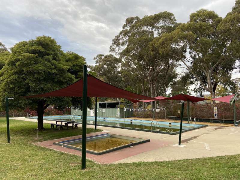 Maldon Outdoor Swimming Pool