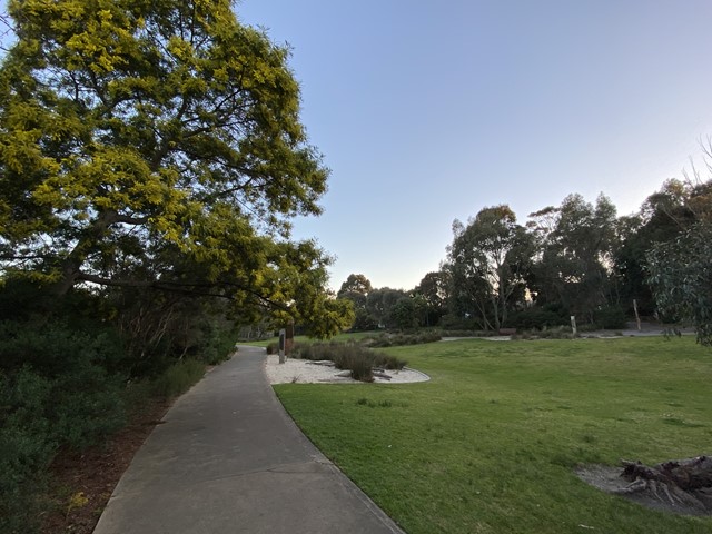 Mallanbool Reserve Short Walks (Murrumbeena)