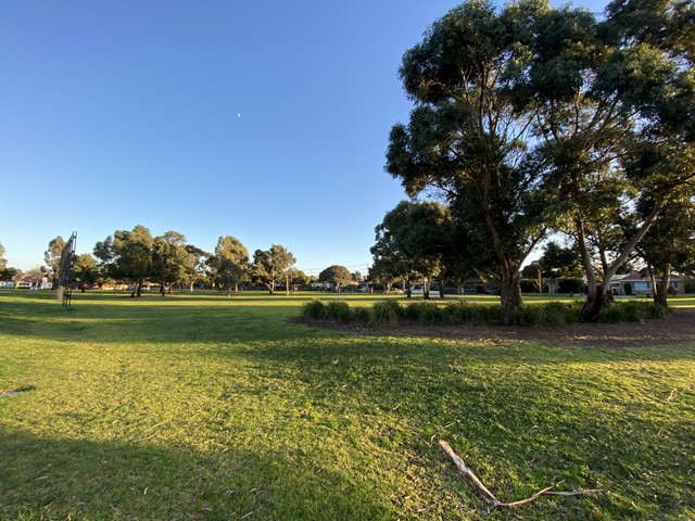 Mallanbool Reserve Short Walks (Murrumbeena)