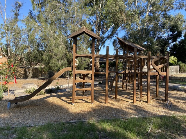 Mannering Drive Playground, Glen Waverley