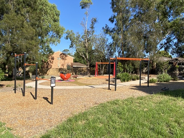 Mannering Drive Outdoor Gym (Glen Waverley)