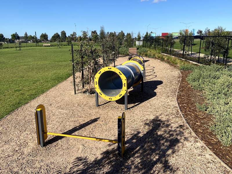 Manor Lakes Boulevard Reserve Fenced Dog Park (Manor Lakes)
