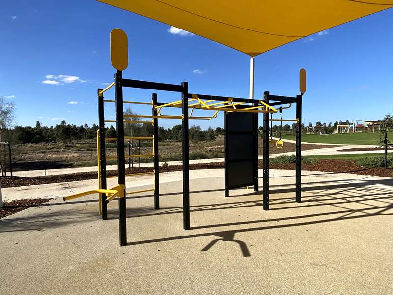 Manor Lakes Boulevard Reserve Outdoor Gym (Manor Lakes)
