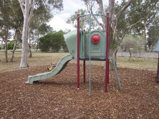 Marshalltown Road Playground, Marshall