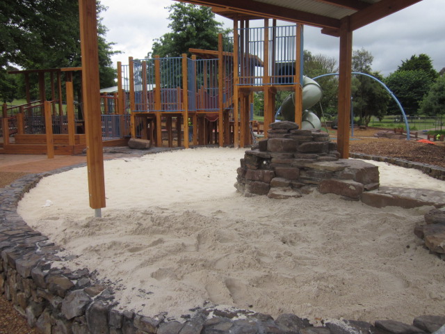 McKenzie Reserve Playground, Bell Street, Yarra Glen