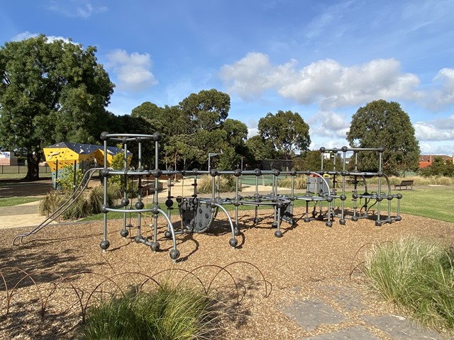 McKinnon Reserve Playground, McKinnon Road, McKinnon