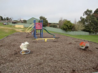 McManus Drive Playground, Mount Pleasant