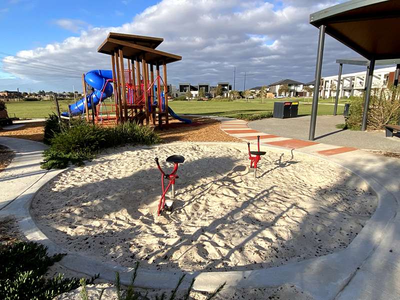 Memorial Park Playground, Cetona Street, Fraser Rise