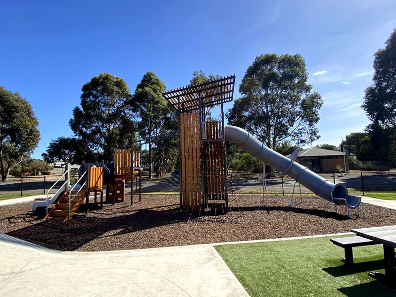 Meredith Recreation Reserve Playground, Wilson Street, Meredith