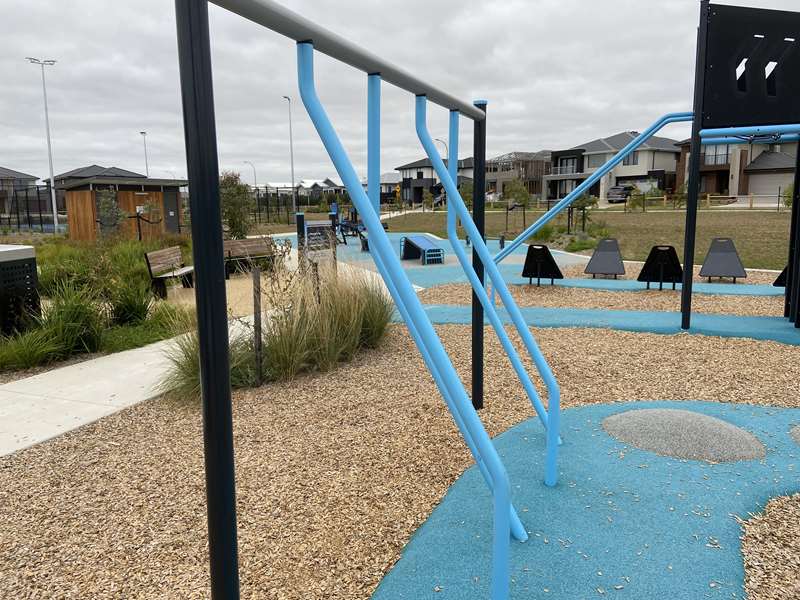 Meridian Central Reserve Ninja Warrior Course (Clyde North)