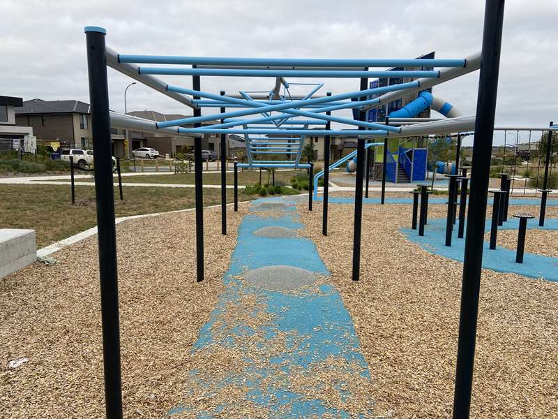 Meridian Central Reserve Ninja Warrior Course (Clyde North)