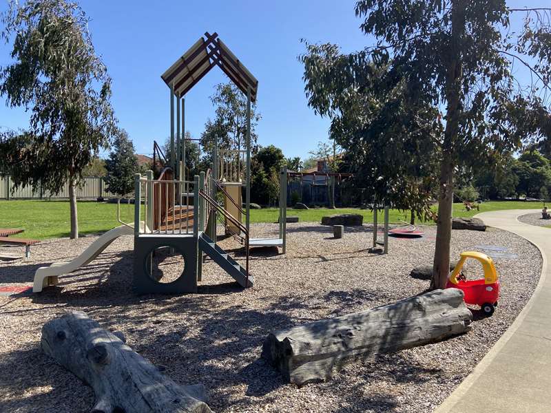 Merlynston Linear Park Playground, Shaw Court, Coburg North