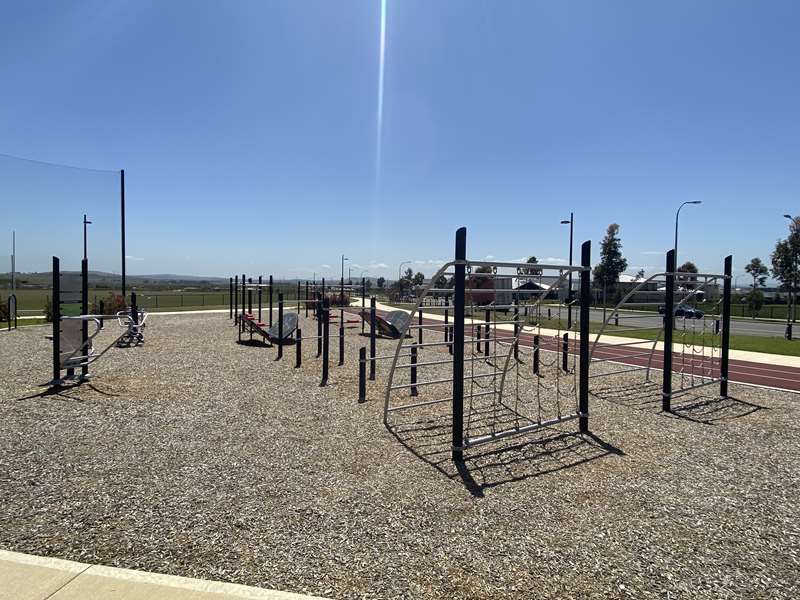 Merrifield Recreation Reserve Outdoor Gym (Mickleham)