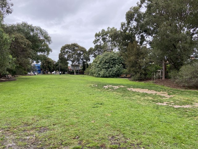 Milton Gray Reserve Dog Off Leash Area (Malvern)