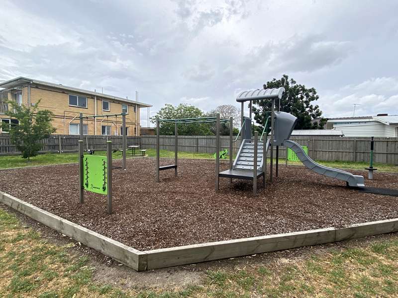Milton Street Playground, Bell Park