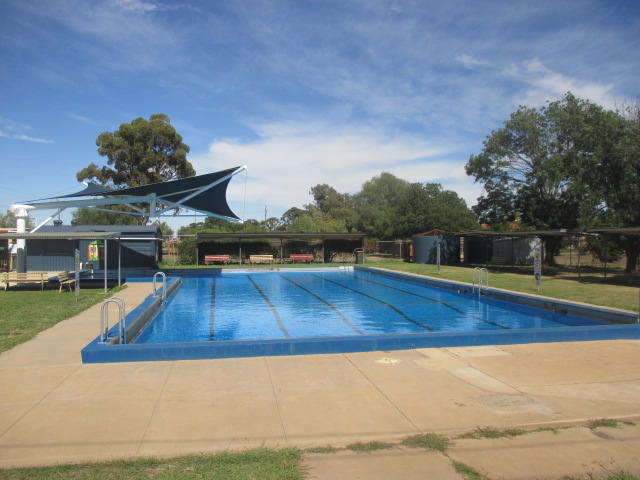 Mitiamo Swimming Pool