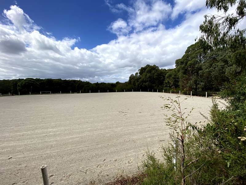 Monbulk Clematis Adult Riding Club (Monbulk)