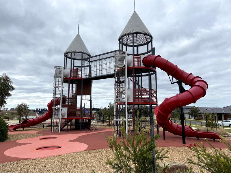 Monument Bonnie Brook Playground, Elenour Drive, Bonnie Brook