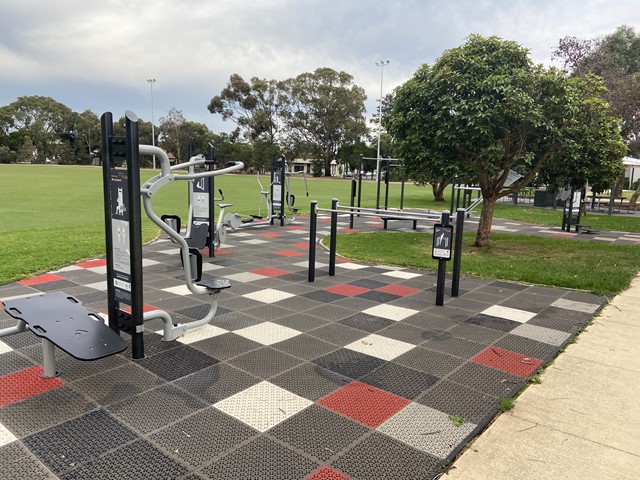 Moorabbin Reserve Outdoor Gym (Moorabbin)