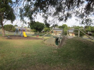 Morris Street Playground, Belmont