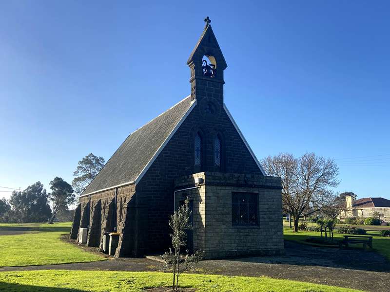 Mortlake Bluestone Heritage Walk