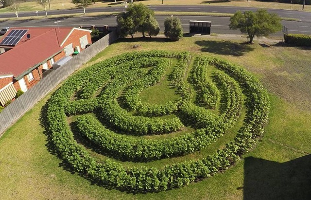 Morwell - St Lukes Morwell Uniting Church Labyrinth