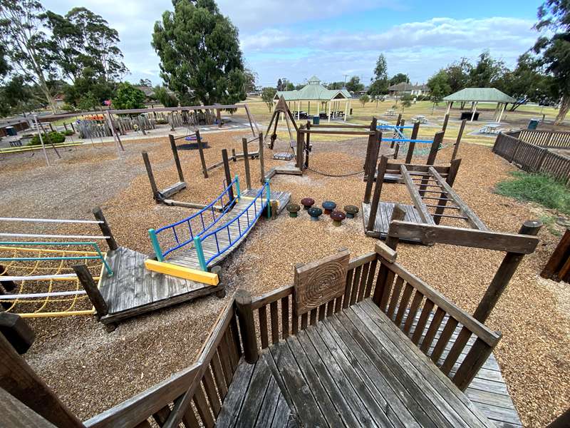 Morwell Town Common Playground, White Street, Morwell
