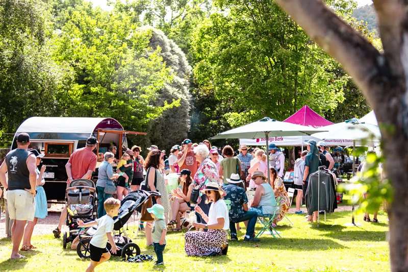 Mount Beauty Market