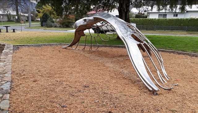 Mount Beauty - The Bird Play Sculpture