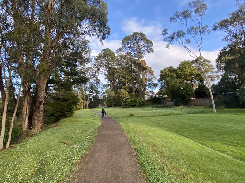 Mount Evelyn Aqueduct Trail Reserve Dog Off Leash Area (Mount Evelyn)